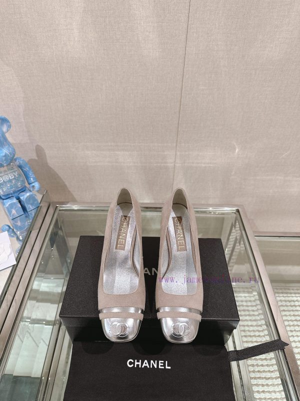 -24Ss early spring new Chanel color blocked square toe coarse matching shoesI really don't hlnpj5ydi