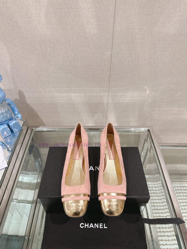 -24Ss early spring new Chanel color blocked square toe coarse matching shoesI really don't hchw4e1sc