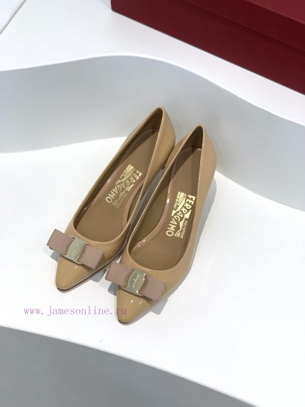 Top tierSF salvatore Ferraga * o Fei * Mubu buckle pointed shallow mouth patent leather singi89ks3jk - Image 3