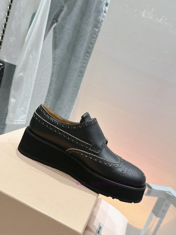 ?????? Miu Miu's new thick soled Block leather shoesSelected imported polished cowhide matertpry99ud