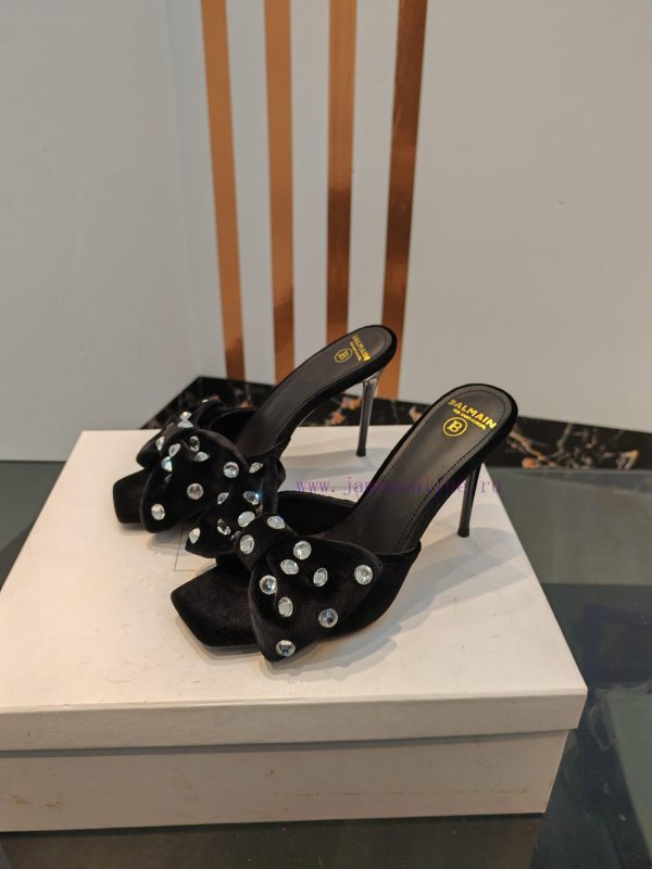 Out, ??? * ??? Balman 2024 Spring/Summer Fashion Show Original Korean Velvet Diamond High Hecgyw2y8z - Image 4