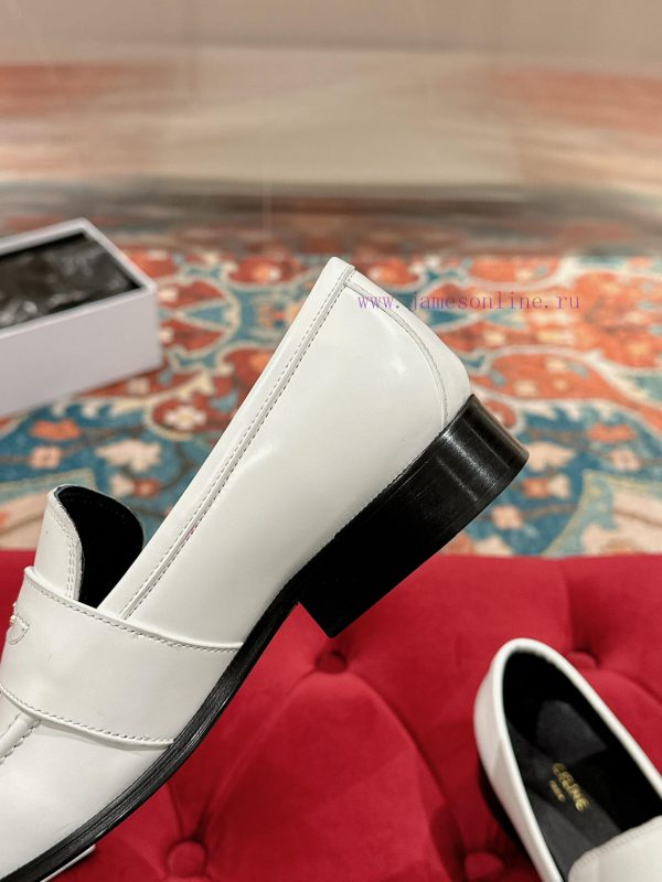 ️ CELINE Sillin Lefu shoes Caesar door buckle series casual small leather shoes are super suyn79oob4 - Image 8