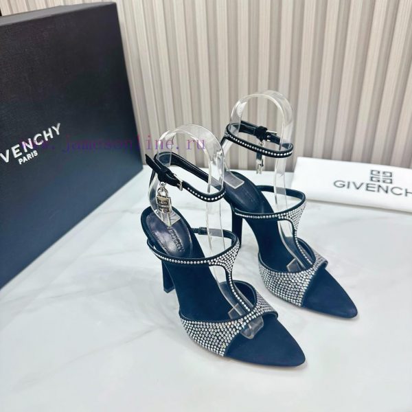 2024 SSS launches GIVENCHY spring/summer collection - the brand's iconic retro elegance contju3s4t1z