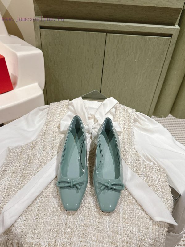| ²⁰²4 ??  ??Ferragam"Ferragamo Spring/Summer Collection's new product features a square bx7ekl6yh
