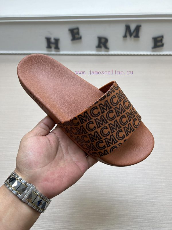 MCM's latest popular fashion slippers, with original 11 mold opening on the official websiteiegyw8fq