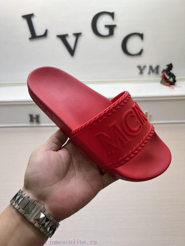 MCM's latest popular fashion slippers, with original 11 mold opening on the official websitecvb5eez1