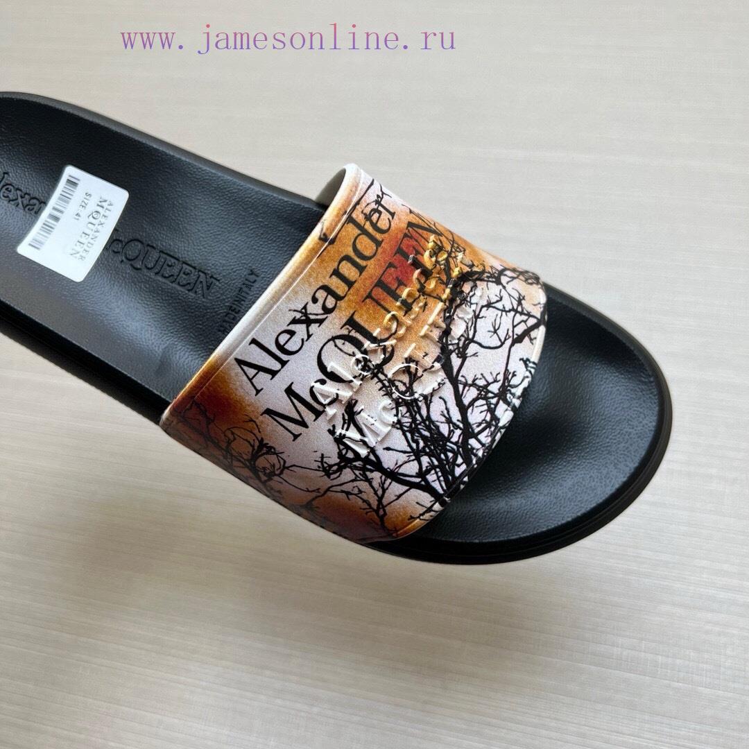 McQueen's latest thick soled one-piece slippers add a unique and charming power to the shoesb0oc5zh9 - Image 7