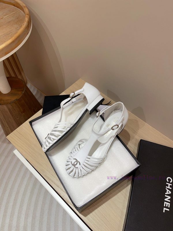 -24Fw new Chanel Roman flat sandalsCute enough to explode, rich heiress instantly looks retrth7q40ui - Image 4