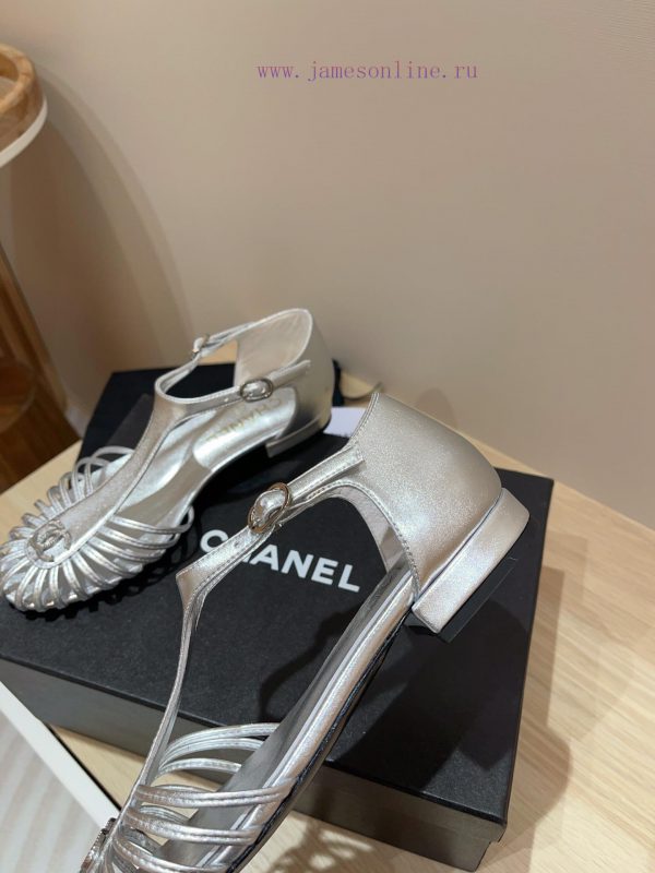 -24Fw new Chanel Roman flat sandalsCute enough to explode, rich heiress instantly looks retroijrk5dy - Image 7