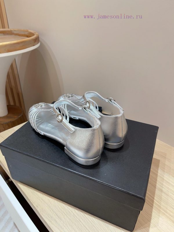 -24Fw new Chanel Roman flat sandalsCute enough to explode, rich heiress instantly looks retroijrk5dy - Image 9