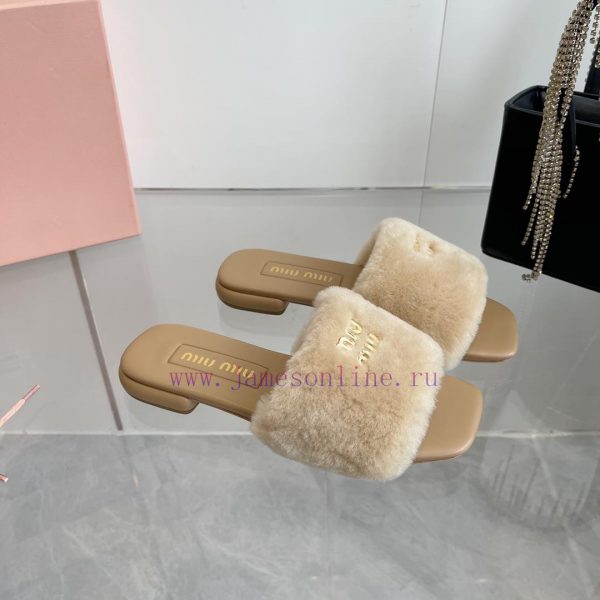2 ⃣ ️0 ⃣ ️2 ⃣ ️4 ️⃣Miumi*ss New autumn and winter flat wool slippersTop tier—————————Zp's deqgus6moy - Image 4