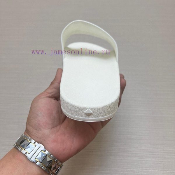 MCM's latest popular fashion slippers, with original 11 mold opening on the official websitegin861et - Image 8