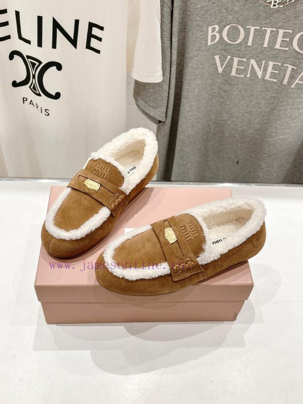 . MiuM * u/Miu * Miu 2024 Autumn/Winter Fashion Style Coin Driving Shoes with Mao Le Fu Shoe3rcj247m - Image 3