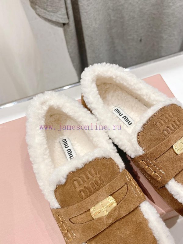 . MiuM * u/Miu * Miu 2024 Autumn/Winter Fashion Style Coin Driving Shoes with Mao Le Fu Shoe3rcj247m - Image 7
