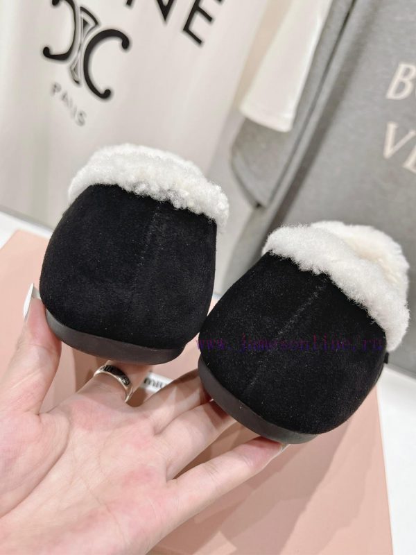 . MiuM * u/Miu * Miu 2024 Autumn/Winter Fashion Style Coin Driving Shoes with Mao Le Fu Shoeycg5b8ns - Image 9