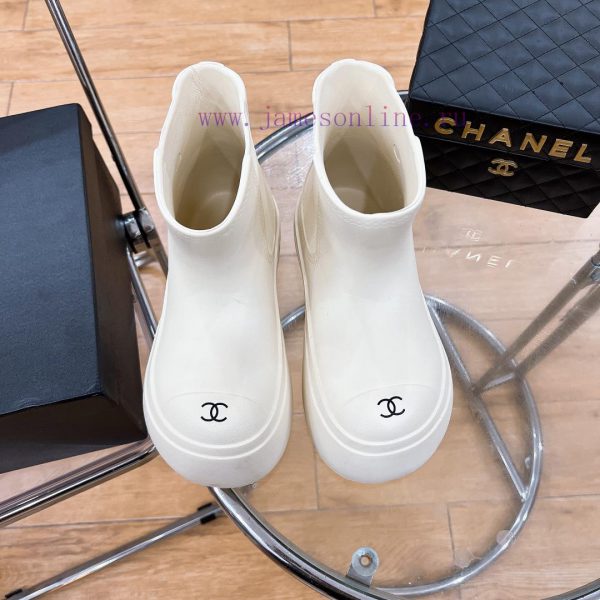 Yuan, Chanel 2024 popular vintage rain boots Vantage vintage obsessed lover The most populart17ony4m