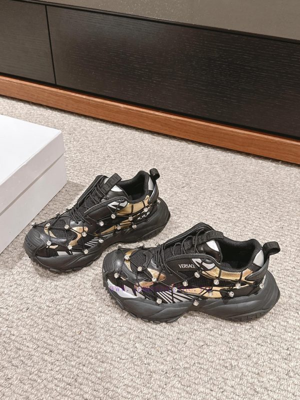 Top quality diamonds+20versace fw24 new arrival～Versace Mercury 2024 new sports shoesCai Xukrf6e4yuw - Image 4