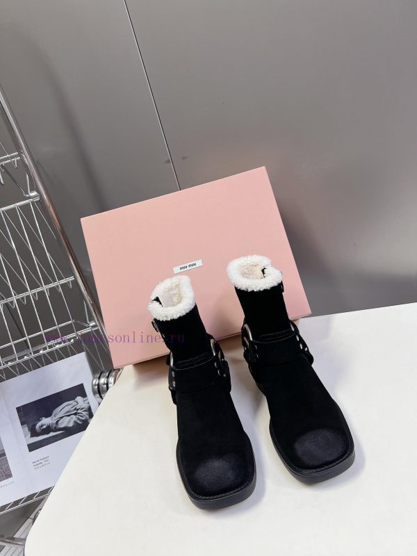 Top tier Miumiu autumn and winter limited edition walking bootsOne of the most worthwhile bo18ji35xf