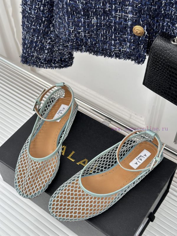 AlAIA | Classic retro mesh Mary Jane shoes from AlAIAFull of girlish style, with both modern5ckf5qd5 - Image 3