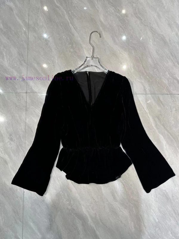 Top selling V-neck silk velvet blouse, one size 2 ️⃣ Color Cherry Red Black Size S-XXL<p 58u3nqsg - Image 7