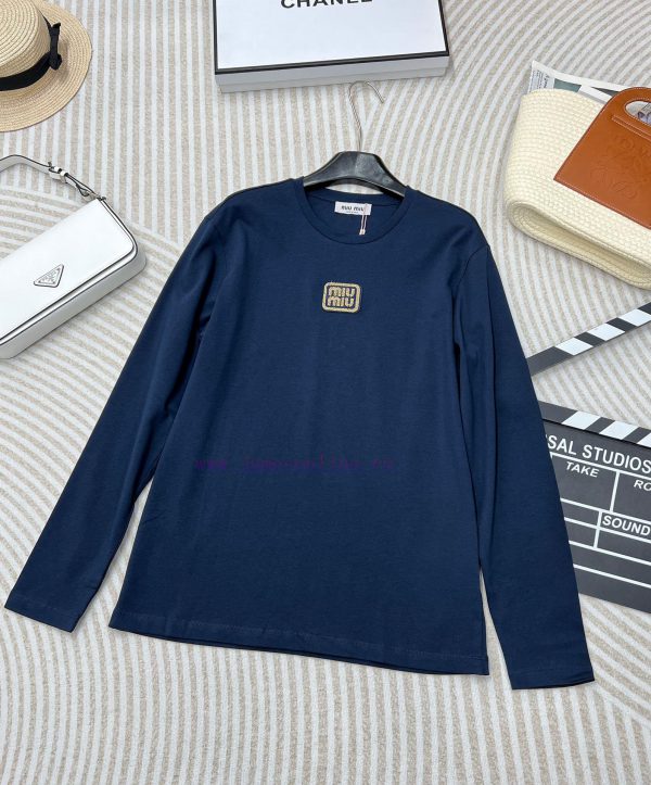 MIU Isetan Limited Edition Tibetan Blue Tone Long Sleeve T-shirtEmbroidered with contrasting hwzk6hvc