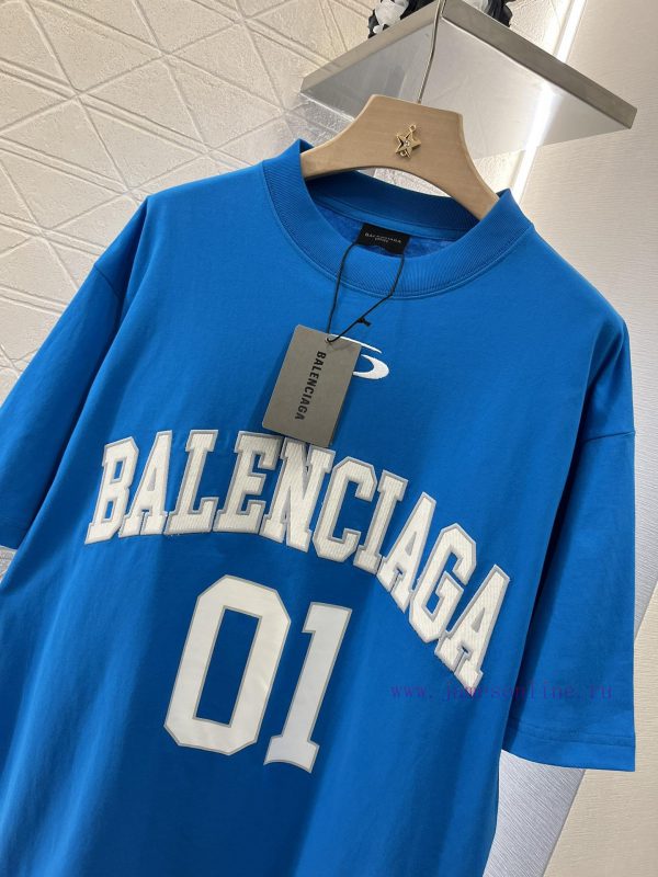 BALENCIAGA2025 New Product LaunchRound neck embroidered printed letters 𝑇𝑒𝑒Customized YB twi a4sey1yy - Image 4