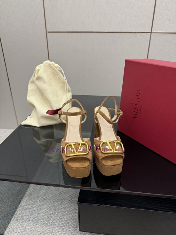 γκαλερι ντε μποτε αρωματα | 2025 Latest Water Platform SandalsThis Women's Open Toed Sandal Showcases Brand Heritage And Sh hzik10mz | δερμα νουμπουκ σε παπουτσια