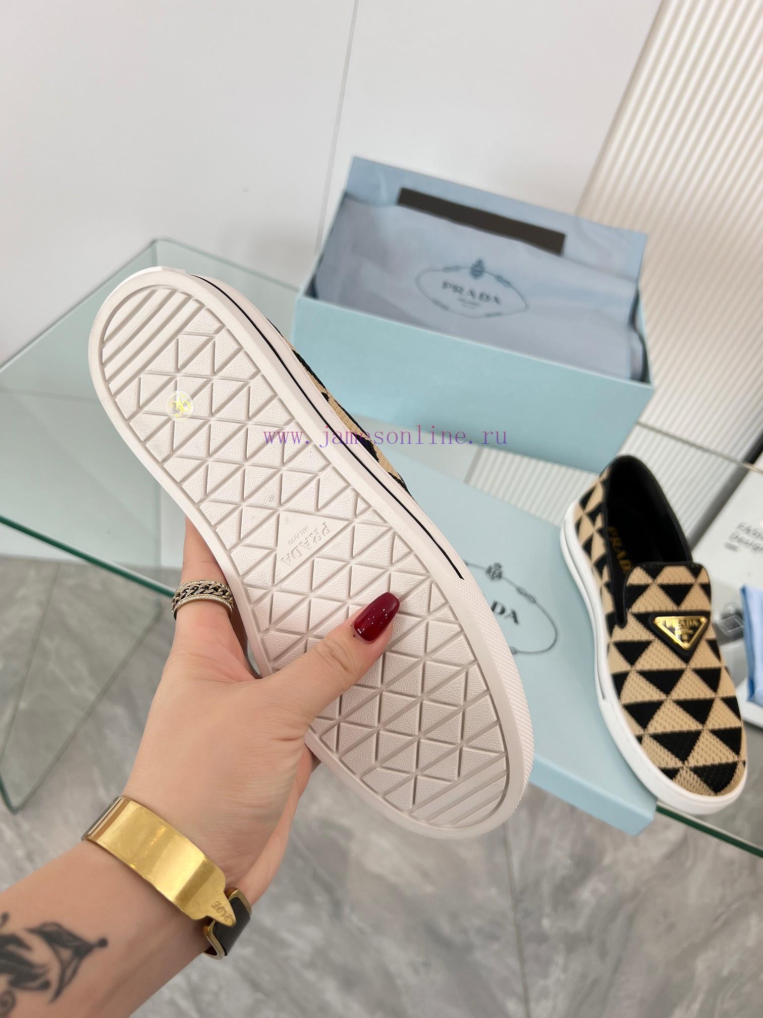μποτάκι χοντρό τακούνι | Prada's Latest Spring/summer 2024 Edition 11 Haute Couture Featuring Knitted And Special Materi bw3zrh5v | mckinley μποτακια intersport συνδυασμοι - Image 10